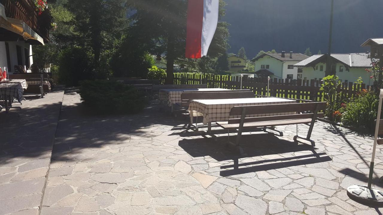Gasthof Pension Plattner Umhausen Exterior photo